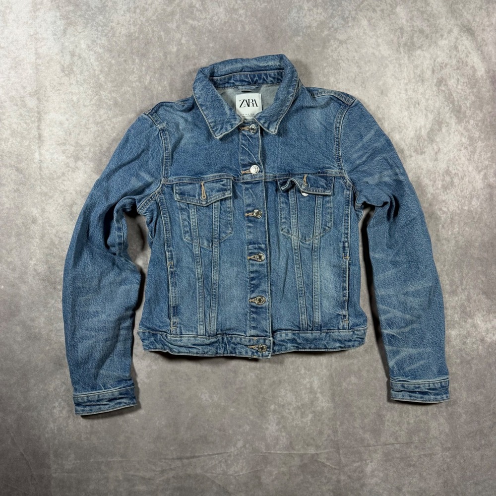 Zara Womens Blue Denim Jacket Button Up Cropped Jean Jacket Chic Minimalist M